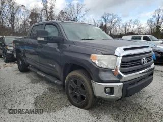 2015 Toyota Tundra 4WD Truck SR5 with VIN 5TFDY5F16FX430901, listed as a Copart auction lot 81965394 with 157,740 mi miles and Clean Title. Bid and sale history available at carsss.com. Image 4.