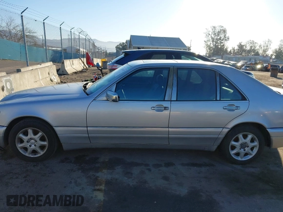 1996 Mercedes-Benz S 320 with VIN WDBGA32E9TA307279, listed as a IAAI auction lot 41631747 with 189,048 mi miles and . Bid and sale history available at DreamBid. Image 14.