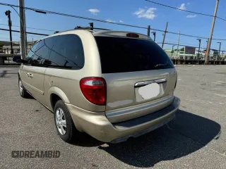 2005 Chrysler Town & Country LX with VIN 2C8GP44R15R541631, listed as a Copart auction lot 49867275 with 149,439 mi miles and Clean Title. Bid and sale history available at carsss.com. Image 3.