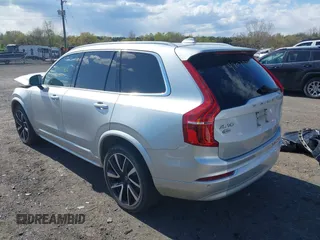 2022 Volvo XC90 Momentum with VIN YV4A22PK7N1845461, listed as a IAAI auction lot 42029880 with 37,794 mi miles and . Bid and sale history available at DreamBid. Image 3.