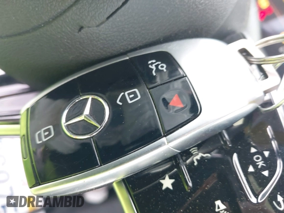 2021 Mercedes-Benz E-Class E 350 with VIN W1KZF8DB5MA976913, listed as a IAAI auction lot 41381806 with 13,541 mi miles. Bid and sale history available at carsss.com. Image 11.