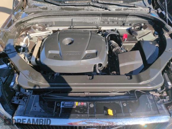 2020 Volvo XC60 Momentum z VIN YV4102DKXL1411297, wystawiony jako Copart lot #74374534 z przebiegiem Nie podano mil oraz Nie do naprawy • Non repairable. Historia ofert i sprzedaży dostępna na DreamBid. Obrazek 12.