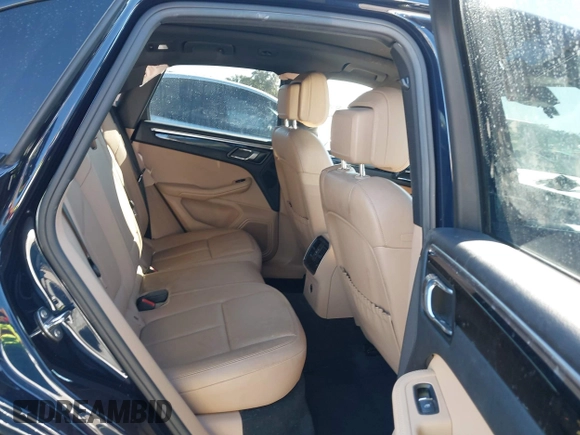 2020 Porsche Macan с VIN WP1AA2A54LLB05715, выставлен на аукционе IAAI как лот 41239641 с пробегом 59 453 миль миль и . История ставок и продаж доступна на DreamBid. Изображение 8.