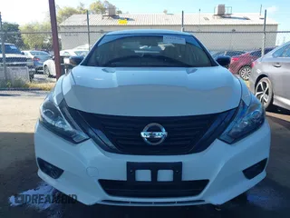 2018 Nissan Altima SR with VIN 1N4AL3AP2JC163232, listed as a IAAI auction lot 41818746 with 73,707 mi miles and . Bid and sale history available at carsss.com. Image 12.