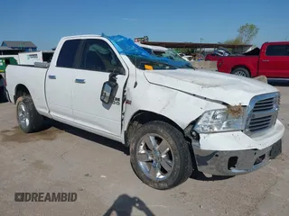 2014 Ram 1500 SLT z VIN 1C6RR6GT1ES249779, wystawiony jako IAAI lot #42001586 z przebiegiem 309 044 mil mil oraz . Historia ofert i sprzedaży dostępna na DreamBid. Obrazek 1.