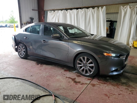2019 Mazda 3 Select z VIN JM1BPACL2K1106950, wystawiony jako Copart lot #59481345 z przebiegiem 56 582 mil mil oraz Szkoda całkowita • Salvage title. Historia ofert i sprzedaży dostępna na DreamBid. Obrazek 4.