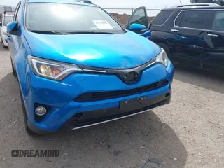 2018 Toyota RAV4 XLE with VIN JTMWFREV2JJ752568, listed as a IAAI auction lot 41795891 with 37,886 mi miles. Bid and sale history available at carsss.com. Image 6.