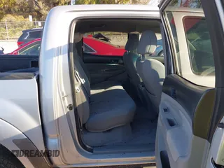2011 Toyota Tacoma with VIN 3TMLU4EN3BM073358, listed as a IAAI auction lot 41706136 with 174,032 mi miles and . Bid and sale history available at DreamBid. Image 8.