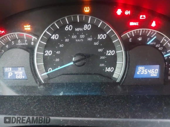 2013 Toyota Camry L with VIN 4T1BF1FK1DU662864, listed as a IAAI auction lot 42035529 with 235,460 mi miles. Bid and sale history available at carsss.com. Image 7.
