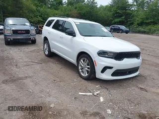 2024 Dodge Durango GT Plus z VIN 1C4RDJDG3RC237862, wystawiony jako IAAI lot #42215978 z przebiegiem 28 392 mil mil oraz . Historia ofert i sprzedaży dostępna na DreamBid. Obrazek 1.