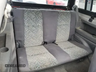 2002 Suzuki Grand Vitara z VIN 2S3TA52C926106795, wystawiony jako Copart lot #70664384 z przebiegiem Nie podano mil oraz Szkoda całkowita • Salvage title. Historia ofert i sprzedaży dostępna na DreamBid. Obrazek 11.