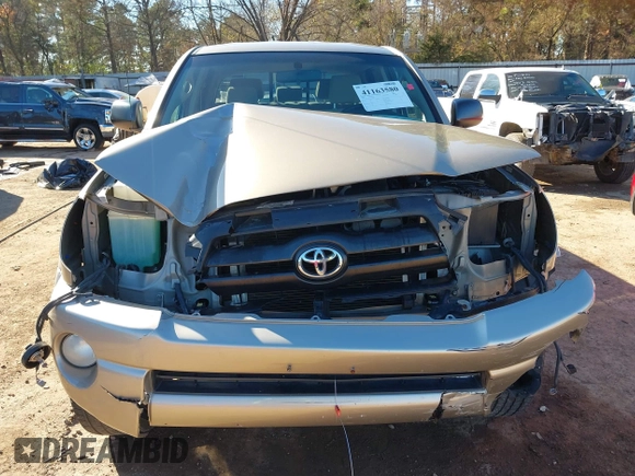 2008 Toyota Tacoma PreRunner with VIN 5TEJU62N78Z509695, listed as a IAAI auction lot 41163580 with 195,659 mi miles. Bid and sale history available at carsss.com. Image 13.