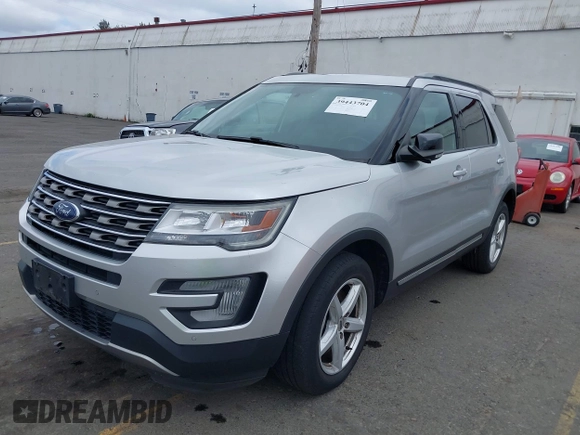 2017 Ford Explorer XLT z VIN 1FM5K8D88HGC35582, wystawiony jako IAAI lot #39443704 z przebiegiem 75 251 mil mil oraz . Historia ofert i sprzedaży dostępna na DreamBid. Obrazek 19.