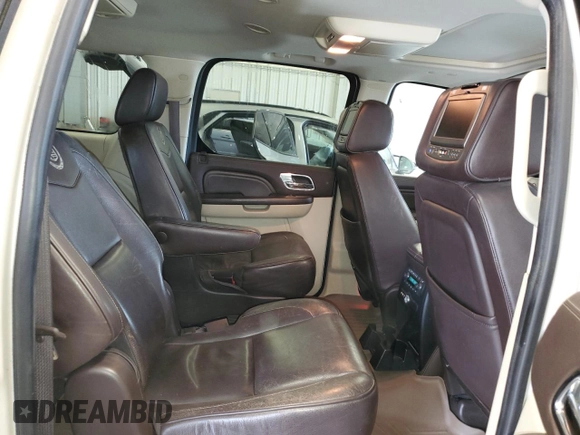 2011 Cadillac Escalade ESV Platinum Edition z VIN 1GYS4KEF7BR252763, wystawiony jako Copart lot #55679055 z przebiegiem 188 590 mil mil oraz Czysty tytuł • Clean title. Historia ofert i sprzedaży dostępna na DreamBid. Obrazek 11.