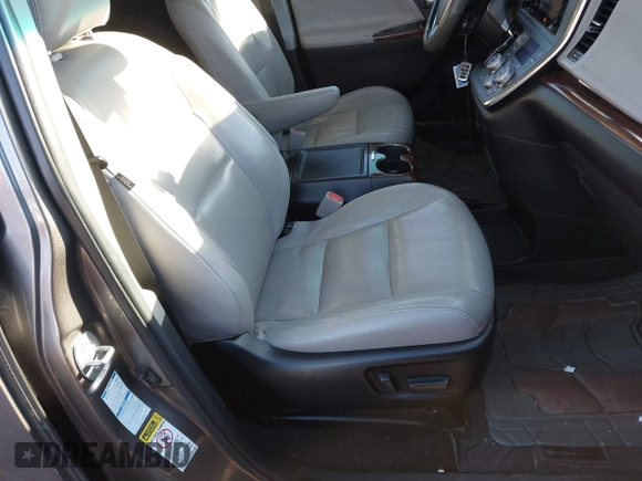 2015 Toyota Sienna Ltd with VIN 5TDDK3DC5FS096649, listed as a IAAI auction lot 41292478 with 234,298 mi miles. Bid and sale history available at carsss.com. Image 5.