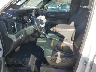 2023 GMC Sierra 1500 AT4 with VIN 3GTUUEE81PG231674, listed as a Copart auction lot 44615465 with 35,569 mi miles and Salvage title. Bid and sale history available at DreamBid. Image 7.
