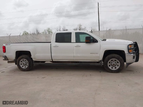 2015 Chevrolet Silverado 2500HD LT with VIN 1GC1KVE85FF529489, listed as a IAAI auction lot 41832322 with NaN miles. Bid and sale history available at carsss.com. Image 13.