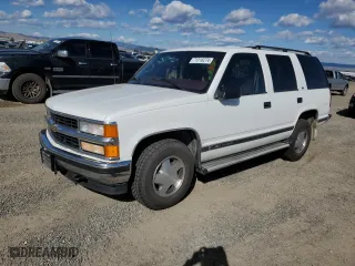 1998 Chevrolet Tahoe with VIN 1GNEK13R6WJ300586, listed as a Copart auction lot 71018274 with 177,722 mi miles and Clean Title. Bid and sale history available at carsss.com. Image 1.