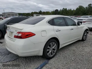 2013 Infiniti M37 with VIN JN1BY1AP5DM513393, listed as a Copart auction lot 71760373 with 71,378 mi miles and Salvage Title. Bid and sale history available at carsss.com. Image 3.