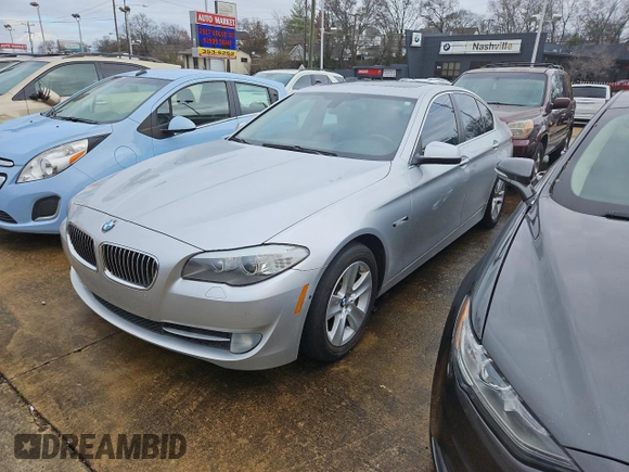 2013 BMW 5 Series 528i with VIN WBAXG5C5XDD233958, listed as a Copart auction lot 84436854 with 103,543 mi miles and Clean Title. Bid and sale history available at carsss.com. Image 2.
