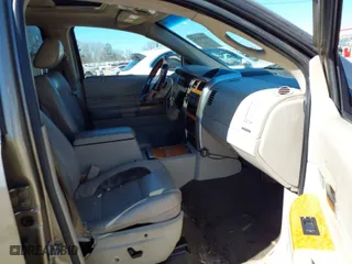 2007 Chrysler Aspen Limited with VIN 1A8HW58237F578436, listed as a IAAI auction lot 41640757 with 250,901 mi miles. Bid and sale history available at carsss.com. Image 5.