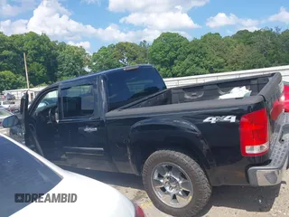 2010 GMC Sierra 1500 SLE z VIN 3GTRKVE37AG237387, wystawiony jako IAAI lot #42226235 z przebiegiem 181 766 mil mil oraz . Historia ofert i sprzedaży dostępna na DreamBid. Obrazek 14.