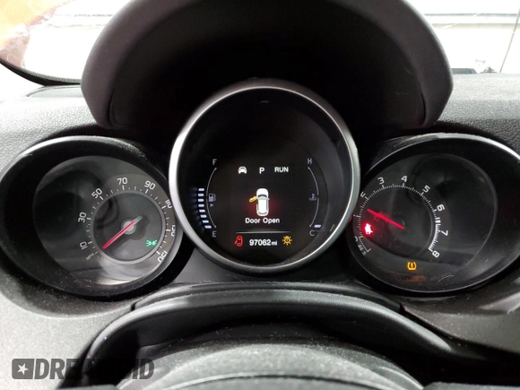 2017 FIAT 500X Trekking с VIN ZFBCFYCB5HP551361, выставлен на аукционе Copart как лот 48934594 с пробегом 97 062 миль миль и Списание • Salvage title. История ставок и продаж доступна на DreamBid. Изображение 9.