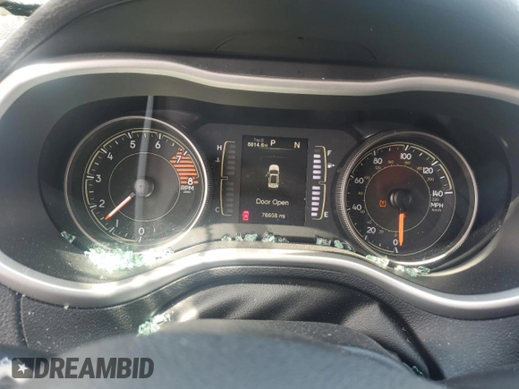 2018 Jeep Cherokee Latitude Plus с VIN 1C4PJMLX9JD597624, выставлен на аукционе Copart как лот 64314295 с пробегом 76 608 миль миль и Списание • Salvage title. История ставок и продаж доступна на DreamBid. Изображение 9.