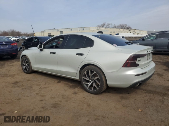 2019 Volvo S60 Momentum with VIN 7JRA22TK6KG003407, listed as a Copart auction lot 52598555 with 118,555 mi miles and Salvage Title. Bid and sale history available at carsss.com. Image 2.