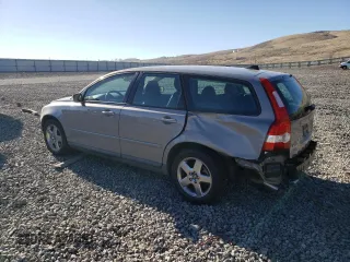 2006 Volvo V50 2.5L Turbo with VIN YV1MJ682862153532, listed as a Copart auction lot 50348355 with 115,603 mi miles and Salvage Title. Bid and sale history available at carsss.com. Image 2.