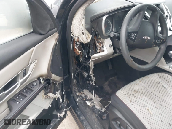 2014 GMC Terrain SLE with VIN 2GKALMEK2E6183546, listed as a IAAI auction lot 41532512 with Not Provided miles. Bid and sale history available at carsss.com. Image 6.
