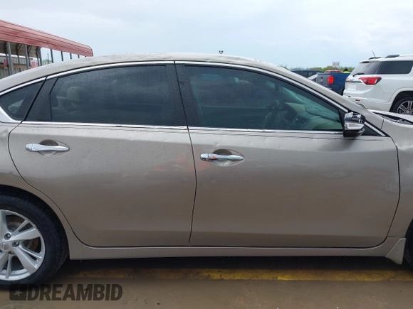 2014 Nissan Altima SV with VIN 1N4AL3AP0EC104072, listed as a IAAI auction lot 41877014 with 173,243 mi miles and . Bid and sale history available at DreamBid. Image 13.