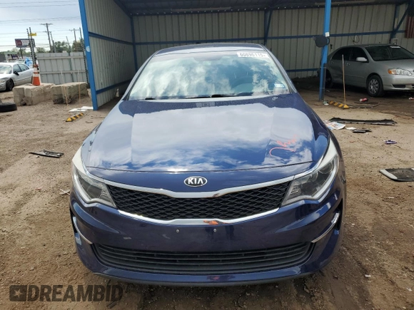 2018 Kia Optima LX z VIN 5XXGT4L37JG250208, wystawiony jako Copart lot #60896115 z przebiegiem 84 775 mil mil oraz Szkoda całkowita • Salvage title. Historia ofert i sprzedaży dostępna na DreamBid. Obrazek 5.