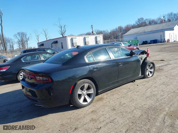 2016 Dodge Charger SXT with VIN 2C3CDXHG4GH196708, listed as a IAAI auction lot 41892104 with 142,765 mi miles. Bid and sale history available at carsss.com. Image 4.