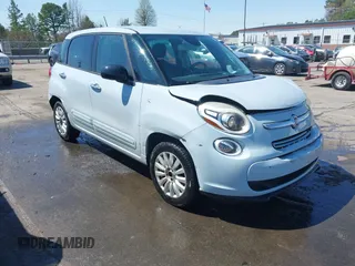 2015 FIAT 500L Easy z VIN ZFBCFABH8FZ031234, wystawiony jako IAAI lot #41870102 z przebiegiem 86 267 mil mil oraz . Historia ofert i sprzedaży dostępna na DreamBid. Obrazek 1.