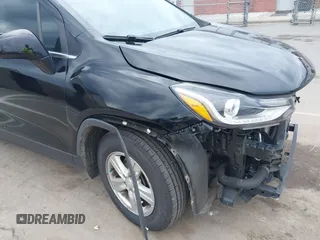 2020 Chevrolet Trax LT with VIN 3GNCJLSB8LL333975, listed as a IAAI auction lot 42115750 with 114,436 mi miles. Bid and sale history available at carsss.com. Image 18.