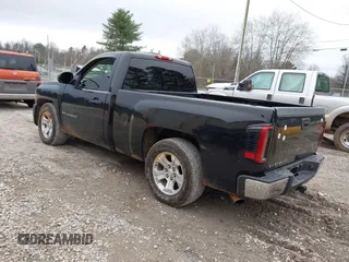 2008 Chevrolet Silverado 1500 Work Truck with VIN 1GCEC14CX8Z224262, listed as a IAAI auction lot 41520029 with 200,831 mi miles. Bid and sale history available at carsss.com. Image 3.