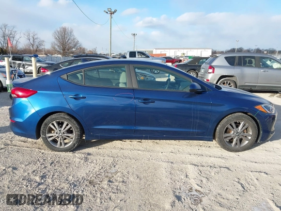 2017 Hyundai Elantra Limited z VIN 5NPD84LF8HH002546, wystawiony jako IAAI lot #41381335 z przebiegiem 102 355 mil mil oraz . Historia ofert i sprzedaży dostępna na DreamBid. Obrazek 13.