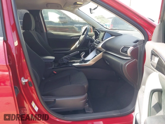2019 Mitsubishi Eclipse Cross ES z VIN JA4AS3AA7KZ039698, wystawiony jako IAAI lot #42131334 z przebiegiem 48 917 mil mil oraz . Historia ofert i sprzedaży dostępna na DreamBid. Obrazek 5.