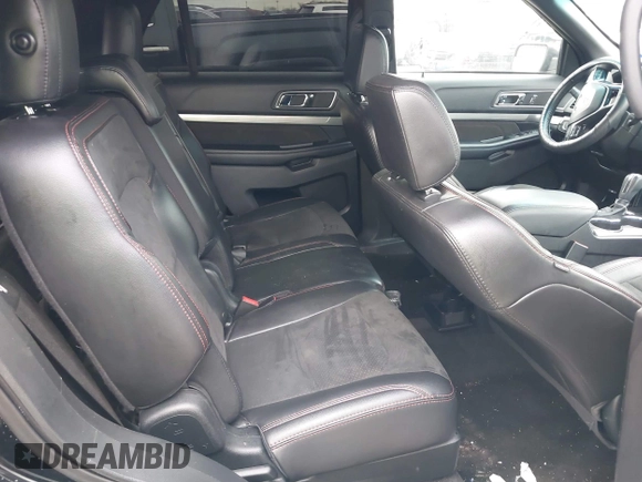 2018 Ford Explorer XLT with VIN 1FM5K8D83JGC20557, listed as a IAAI auction lot 41554727 with 98,180 mi miles and . Bid and sale history available at carsss.com. Image 8.