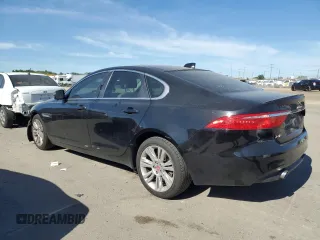 2016 Jaguar XF 35t Premium with VIN SAJBD4BV8GCY06272, listed as a Copart auction lot 72278994 with 87,824 mi miles and Salvage Title. Bid and sale history available at carsss.com. Image 2.