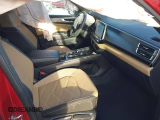 2024 Volkswagen Atlas SE with VIN 1V2KE2CA3RC222942, listed as a IAAI auction lot 41282255 with 16,001 mi miles and . Bid and sale history available at DreamBid. Image 5.