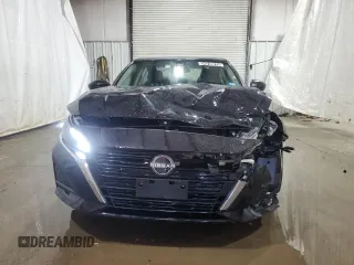 2025 Nissan Altima SV with VIN 1N4BL4DV3SN375793, listed as a Copart auction lot 54016875 with 1,646 mi miles and Clean Title. Bid and sale history available at DreamBid. Image 5.