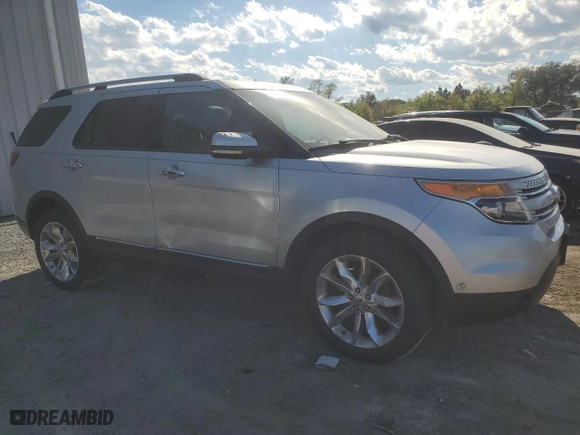 2013 Ford Explorer Limited with VIN 1FM5K8F88DGA53503, listed as a Copart auction lot 50350325 with 125,607 mi miles and Clean Title. Bid and sale history available at carsss.com. Image 4.