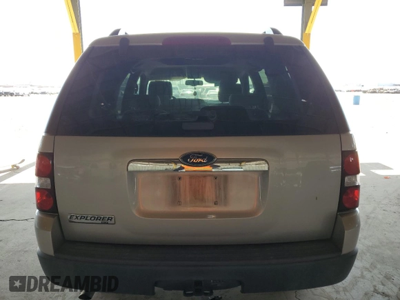 2007 Ford Explorer XLT z VIN 1FMEU63E57UA34759, wystawiony jako Copart lot #65446055 z przebiegiem 206 473 mil mil oraz Czysty tytuł • Clean title. Historia ofert i sprzedaży dostępna na DreamBid. Obrazek 6.