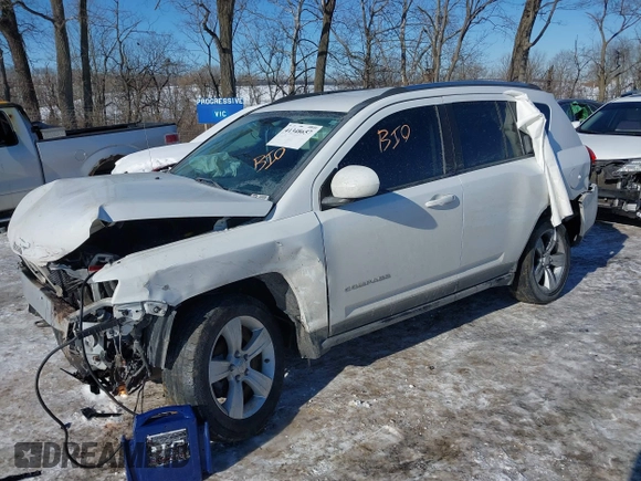 2014 Jeep Compass Latitude with VIN 1C4NJCEB1ED560365, listed as a IAAI auction lot 41348657 with 108,931 mi miles. Bid and sale history available at carsss.com. Image 16.