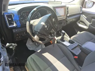 2022 Nissan Frontier SV z VIN 1N6ED1CM1NN653586, wystawiony jako Copart lot #55095415 z przebiegiem 55 175 mil mil oraz Czysty tytuł • Clean title. Historia ofert i sprzedaży dostępna na DreamBid. Obrazek 8.
