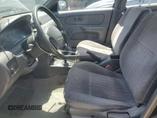 1998 Nissan Sentra XE с VIN 1N4AB41D2WC723367, выставлен на аукционе Copart как лот 62028055 с пробегом 168 348 миль миль и Списание • Salvage title. История ставок и продаж доступна на DreamBid. Изображение 7.