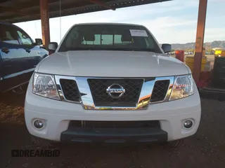 2021 Nissan Frontier SV z VIN 1N6ED0EA3MN710382, wystawiony jako IAAI lot #42083600 z przebiegiem 43 022 mil mil oraz . Historia ofert i sprzedaży dostępna na DreamBid. Obrazek 12.