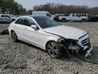 2018 Mercedes-Benz C 300 with VIN 55SWF4JB4JU264050, listed as a Copart auction lot 48200895 with Not provided miles and Salvage title. Bid and sale history available at DreamBid. Image 4.